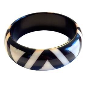 Bangle bracelet tribal wood acrylic dark brown & creamy white geometric design
